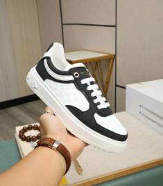 Picture of Louis Vuitton Shoes _SKULVsz38-44mnf071917231
